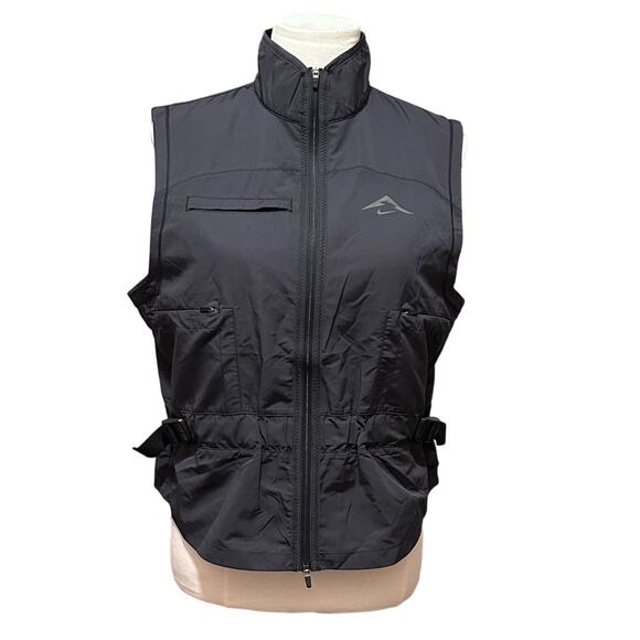 Nike Trail Repel Woman's Black Reflective Running Vest Size M - Picture 1 of 12